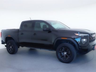 Used 2024 GMC Canyon Elevation w/ Trailering Package