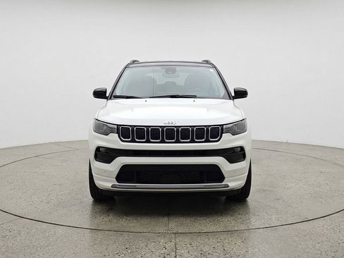 Used 2025 Jeep Compass Limited image 2