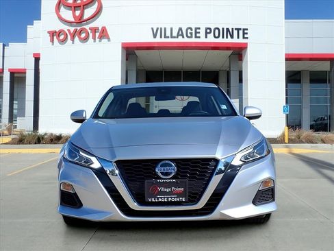 Used 2022 Nissan Altima 2.5 SV image 9