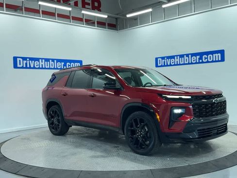 Used 2024 Chevrolet Traverse RS image 4