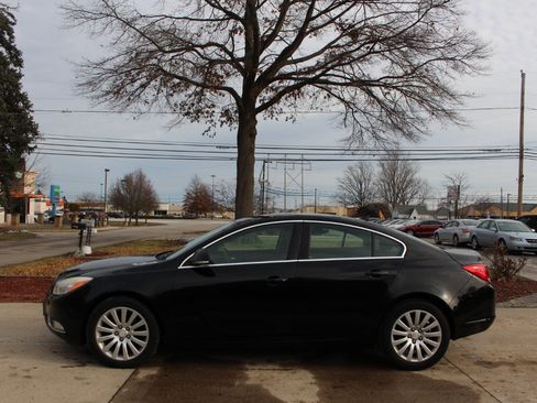 Used 2012 Buick Regal Leather image 6