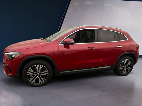 Used 2026 Mercedes-Benz GLA 250 4MATIC image 2