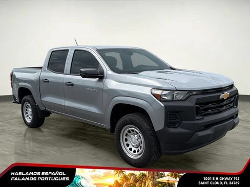 Used 2025 Chevrolet Colorado W/T RWD image 8