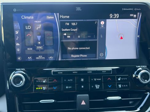 Used 2020 Toyota Highlander Limited AWD/4WD image 23