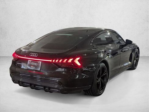 Used 2022 Audi e-tron GT Premium Plus image 5