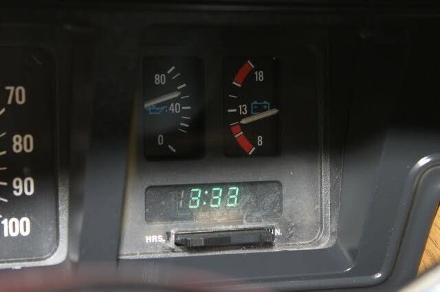 Used 1989 Jeep Grand Wagoneer AWD/4WD image 76