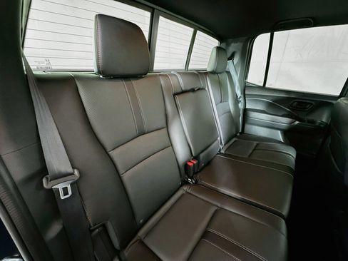 Used 2025 Honda Ridgeline TrailSport image 26