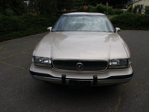 Used 1992 Buick Le Sabre Limited FWD image 9