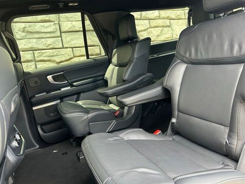 Used 2025 Ford Expedition Max Platinum w/ Stealth Performance Package AWD/4WD image 9