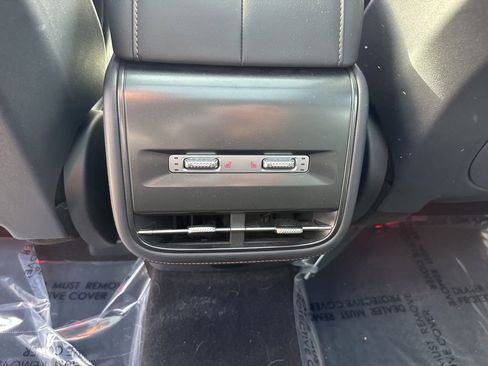 Used 2024 Lincoln Nautilus Reserve w/ Equipment Group 202A image 23