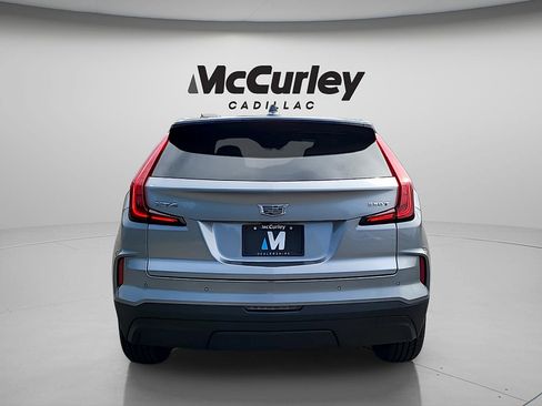 Used 2024 Cadillac XT4 Luxury FWD image 6