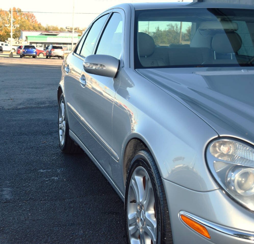 Used 2004 Mercedes-Benz E 500 Sedan image 18