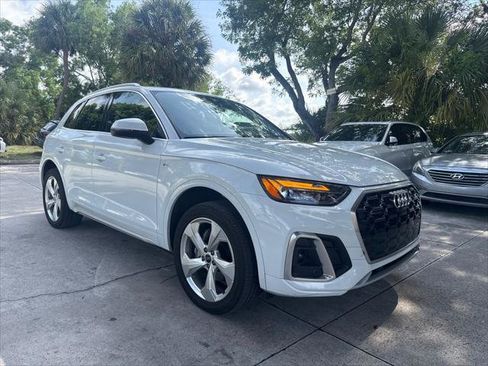 Used 2023 Audi Q5 2.0T Premium Plus w/ Premium Plus Package AWD/4WD image 22