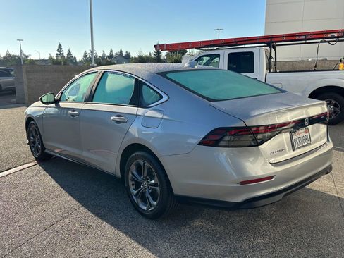 Used 2023 Honda Accord EX image 7