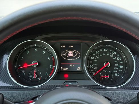 Used 2017 Volkswagen GTI SE FWD image 35