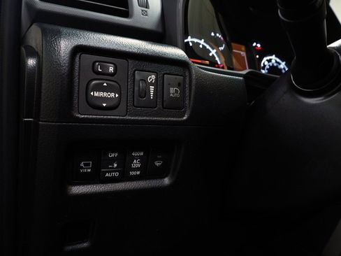 Used 2023 Toyota 4Runner Limited image 23