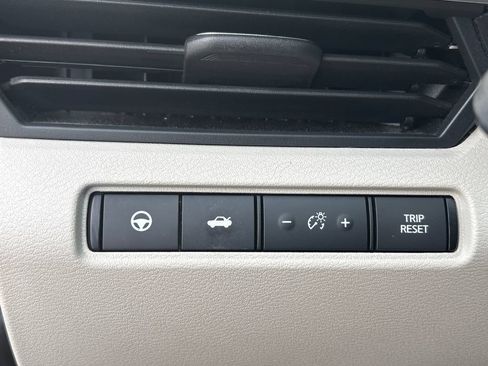 Used 2019 Nissan Altima 2.5 SL FWD image 11