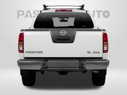 Used 2010 Nissan Frontier LE w/ LE Value Truck Pkg AWD/4WD image 6