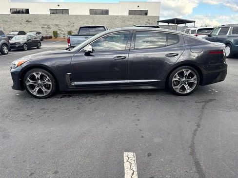 Used 2020 Kia Stinger GT-Line w/ Sun & Sound Package RWD image 2