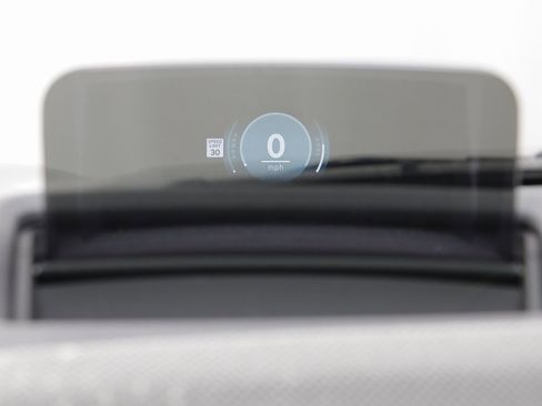 Certified 2025 MINI Cooper S image 7