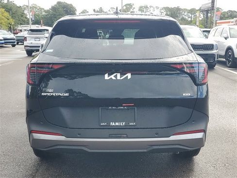 New 2026 Kia Sportage LX w/ LX Convenience Package image 5