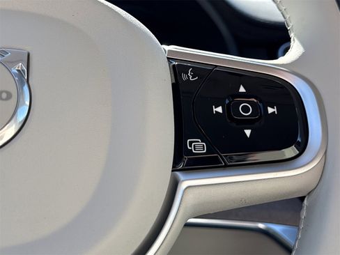 New 2026 Volvo XC90 B6 Ultra w/ Lounge Package image 25