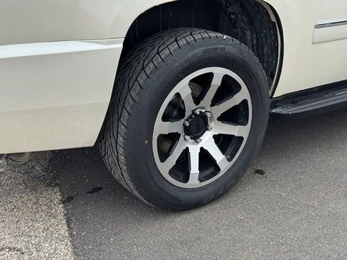 Used 2013 Chevrolet Tahoe LTZ AWD/4WD image 37