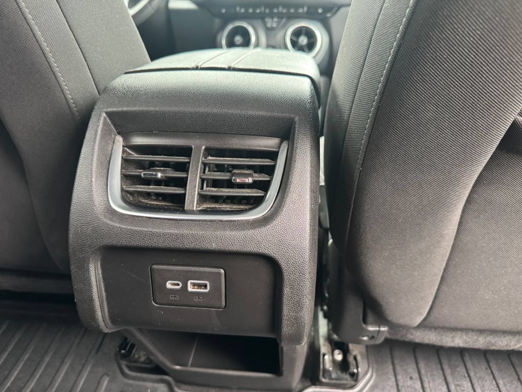 Used 2021 Chevrolet Blazer LT AWD/4WD image 14