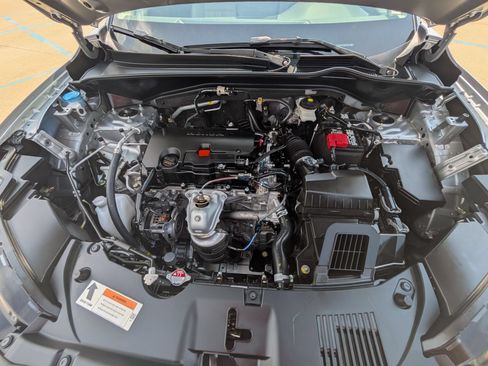 Certified 2025 Honda HR-V EX-L image 34