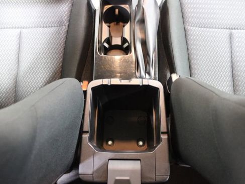 Used 2023 Mitsubishi Eclipse Cross LE image 29