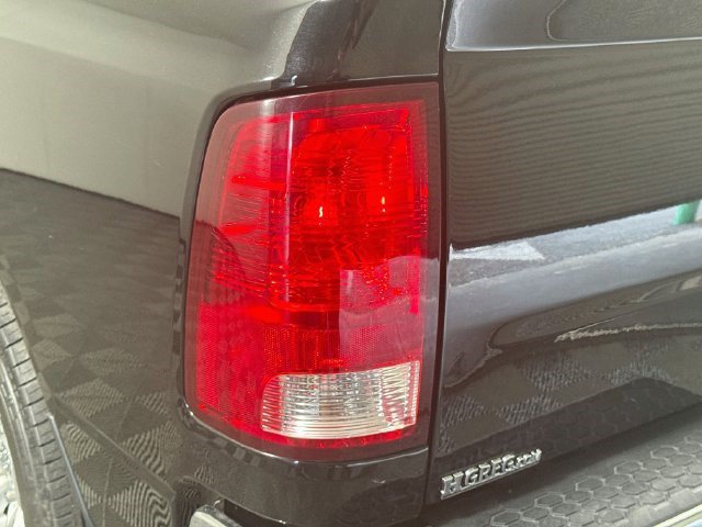Used 2021 RAM 1500 Tradesman w/ Chrome Plus Package RWD image 34
