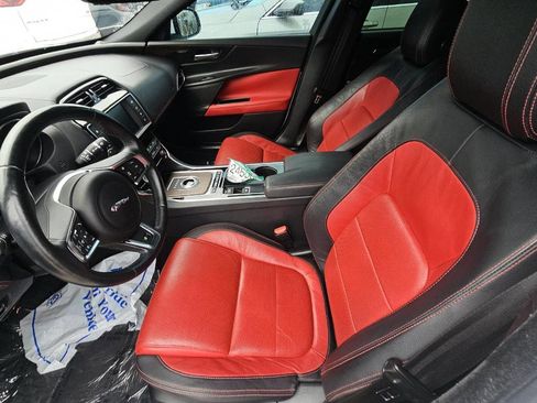 Used 2017 Jaguar XE R-Sport RWD image 7