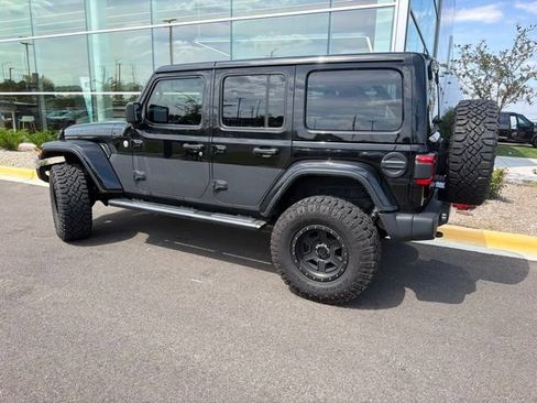 Used 2019 Jeep Wrangler Unlimited Sahara w/ Quick Order Package 24M Moab AWD/4WD image 21