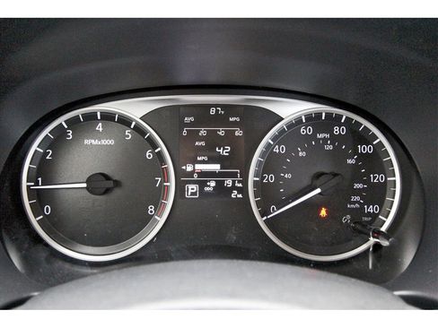 New 2025 Nissan Kicks Play S image 12