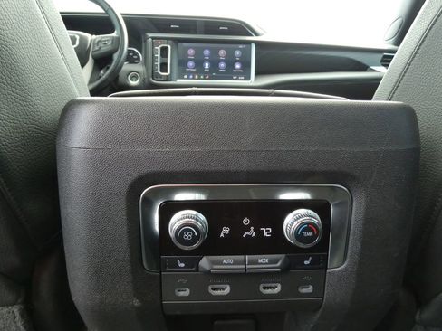 Certified 2021 GMC Yukon Denali w/ Denali Premium Package image 24