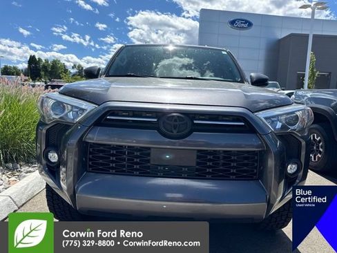 Used 2022 Toyota 4Runner SR5 Premium w/ Moonroof Package AWD/4WD image 2