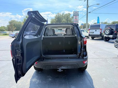 Used 2018 Ford EcoSport S FWD image 6