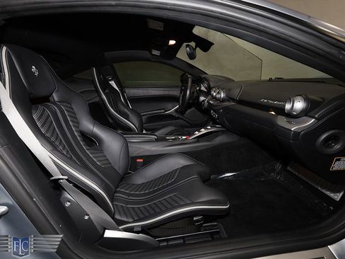 Used 2014 Ferrari F12 Berlinetta image 19