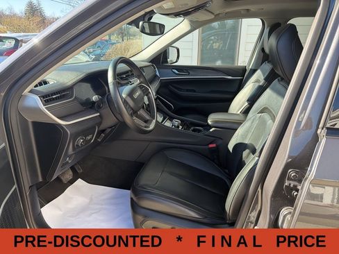 Used 2022 Jeep Grand Cherokee L Limited AWD/4WD image 17