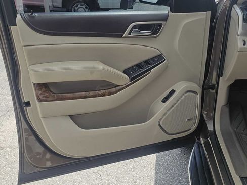 Used 2016 GMC Yukon Denali w/ Open Road Package AWD/4WD image 9