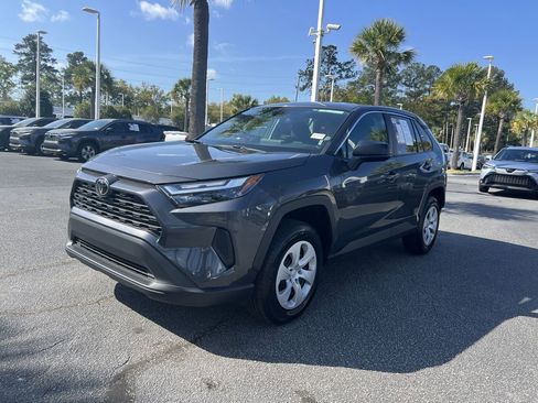 Used 2024 Toyota RAV4 LE image 5