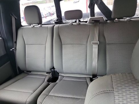 Used 2015 Ford F150 XLT w/ Equipment Group 302A Luxury image 4