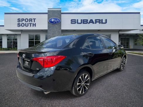 Used 2018 Toyota Corolla SE FWD image 3