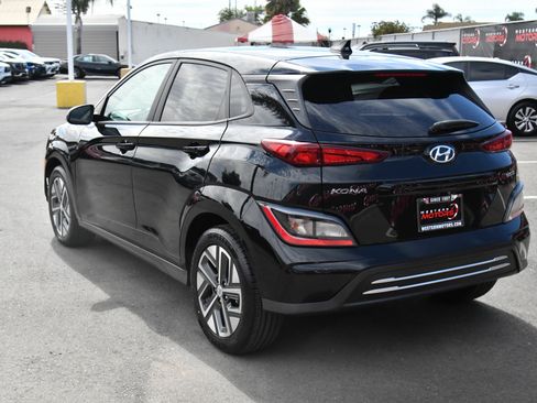 Used 2023 Hyundai Kona SEL FWD image 6