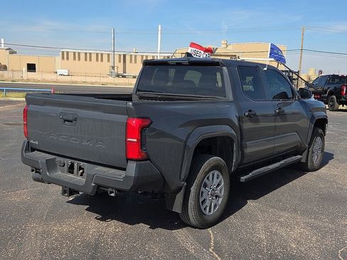 Used 2024 Toyota Tacoma SR image 5