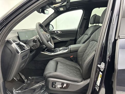 New 2026 BMW X5 xDrive40i w/ M Sport Package AWD/4WD image 25