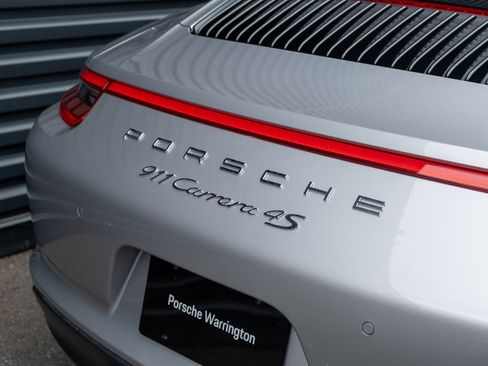 Certified 2019 Porsche 911 Carrera 4S AWD/4WD image 19