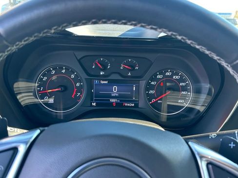 Used 2022 Chevrolet Camaro LT w/ RS Package image 19