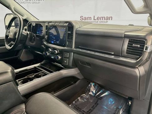 Used 2024 Ford F250 Lariat w/ Lariat Ultimate Package AWD/4WD image 29