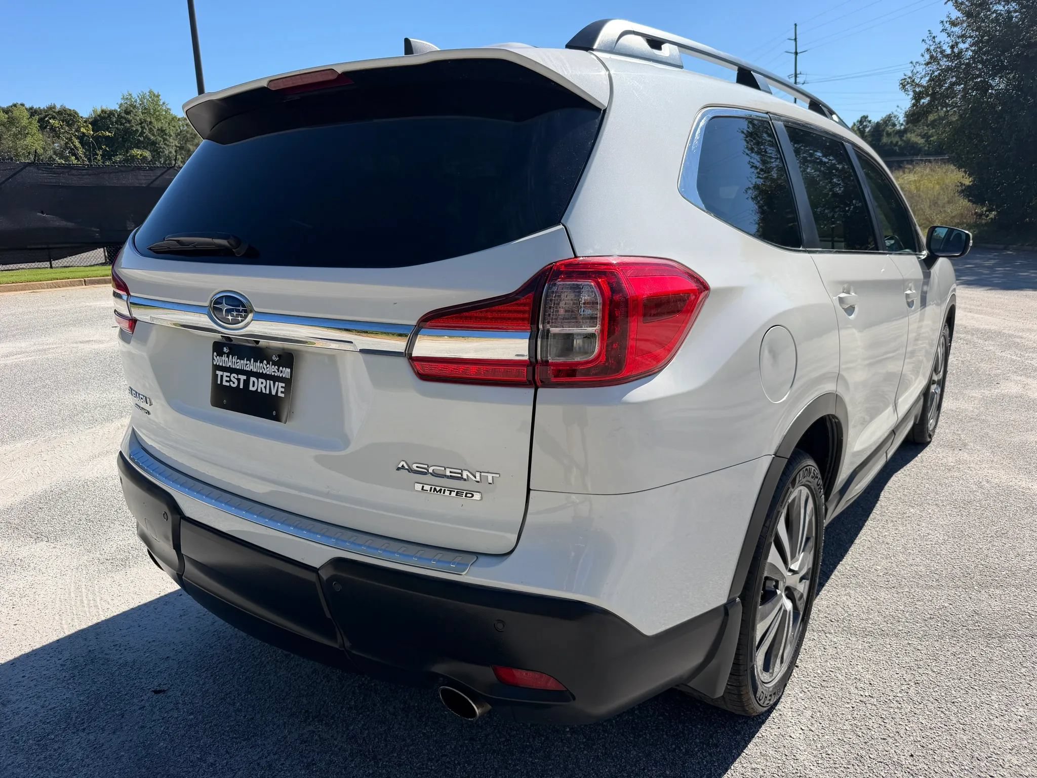 Used 2019 Subaru Ascent Limited AWD/4WD image 5